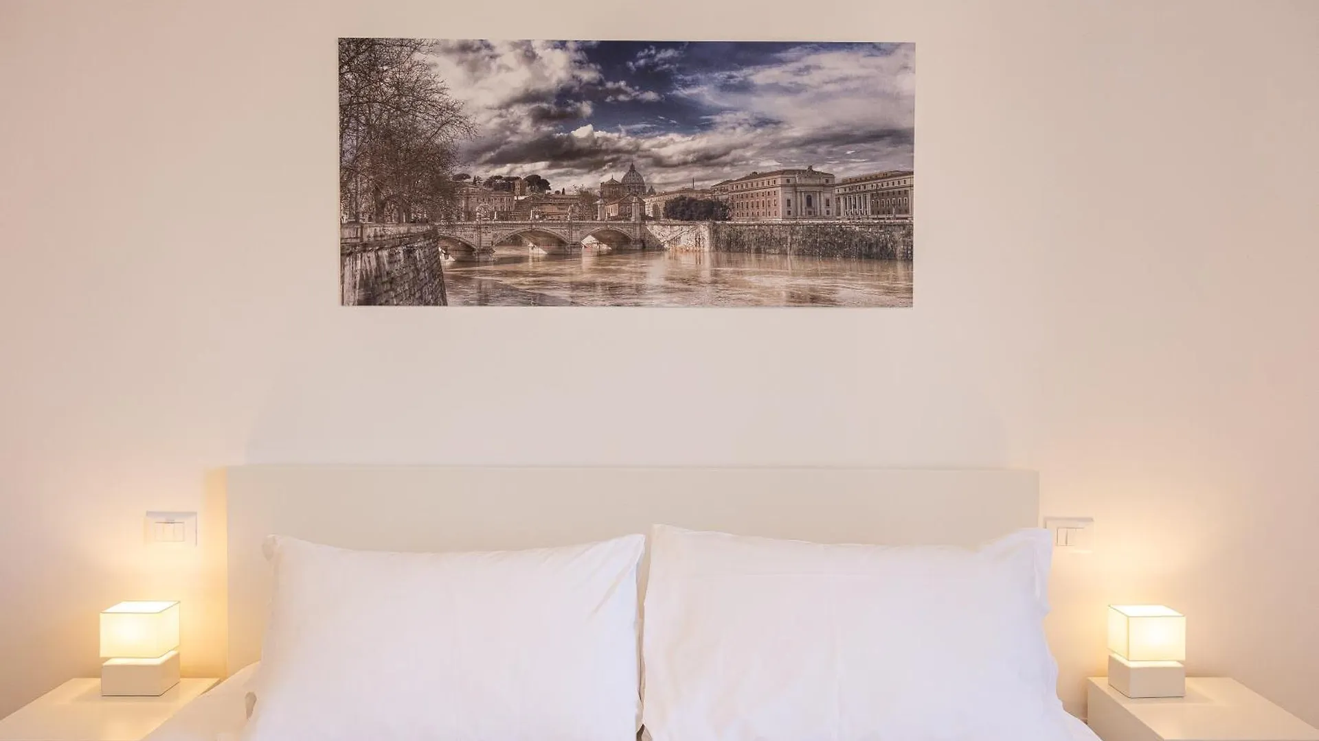 Apartamento Colosseo Modern By Rental In Roma