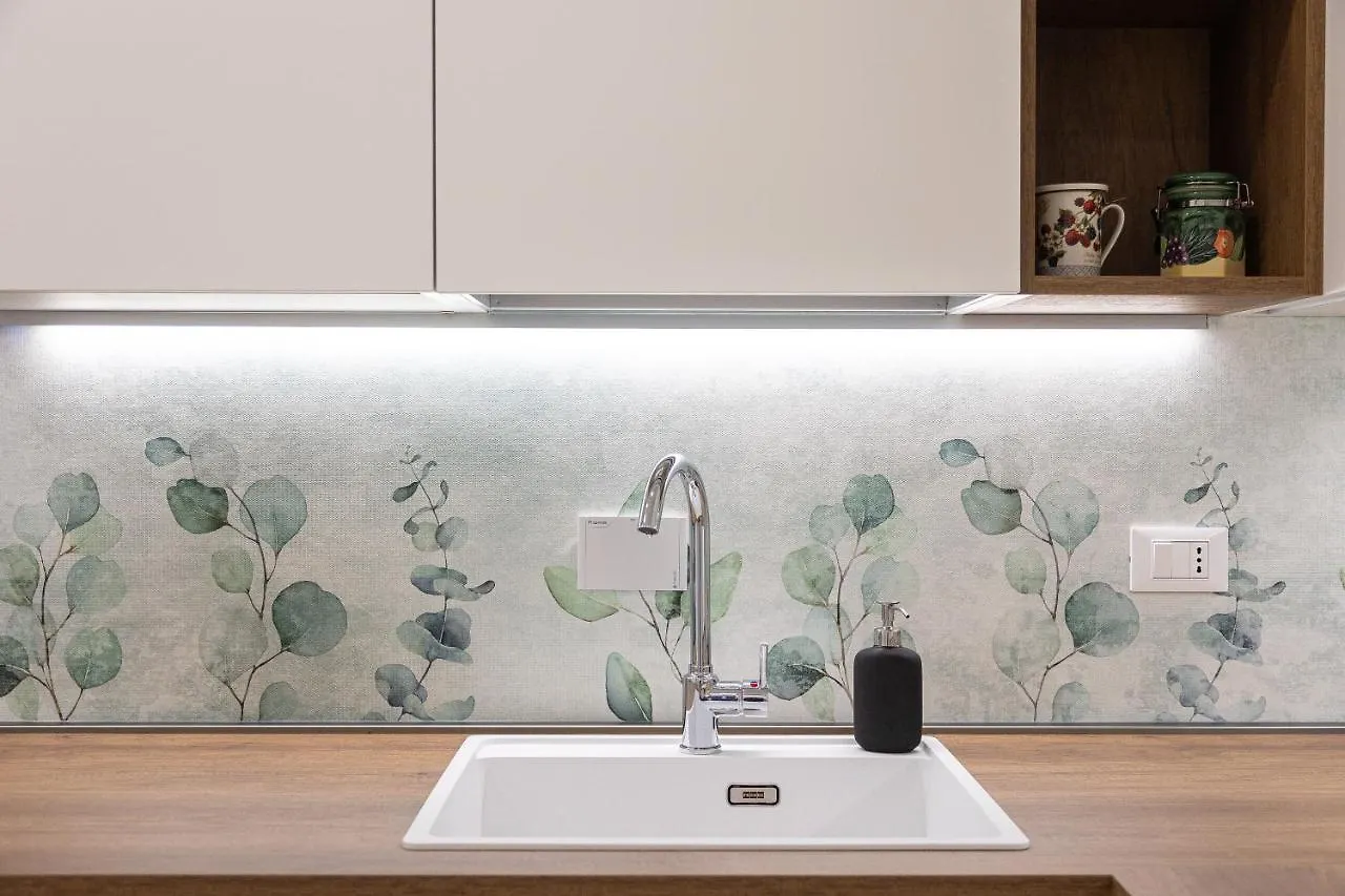 Colosseo Modern By Rental In Rome Apartment