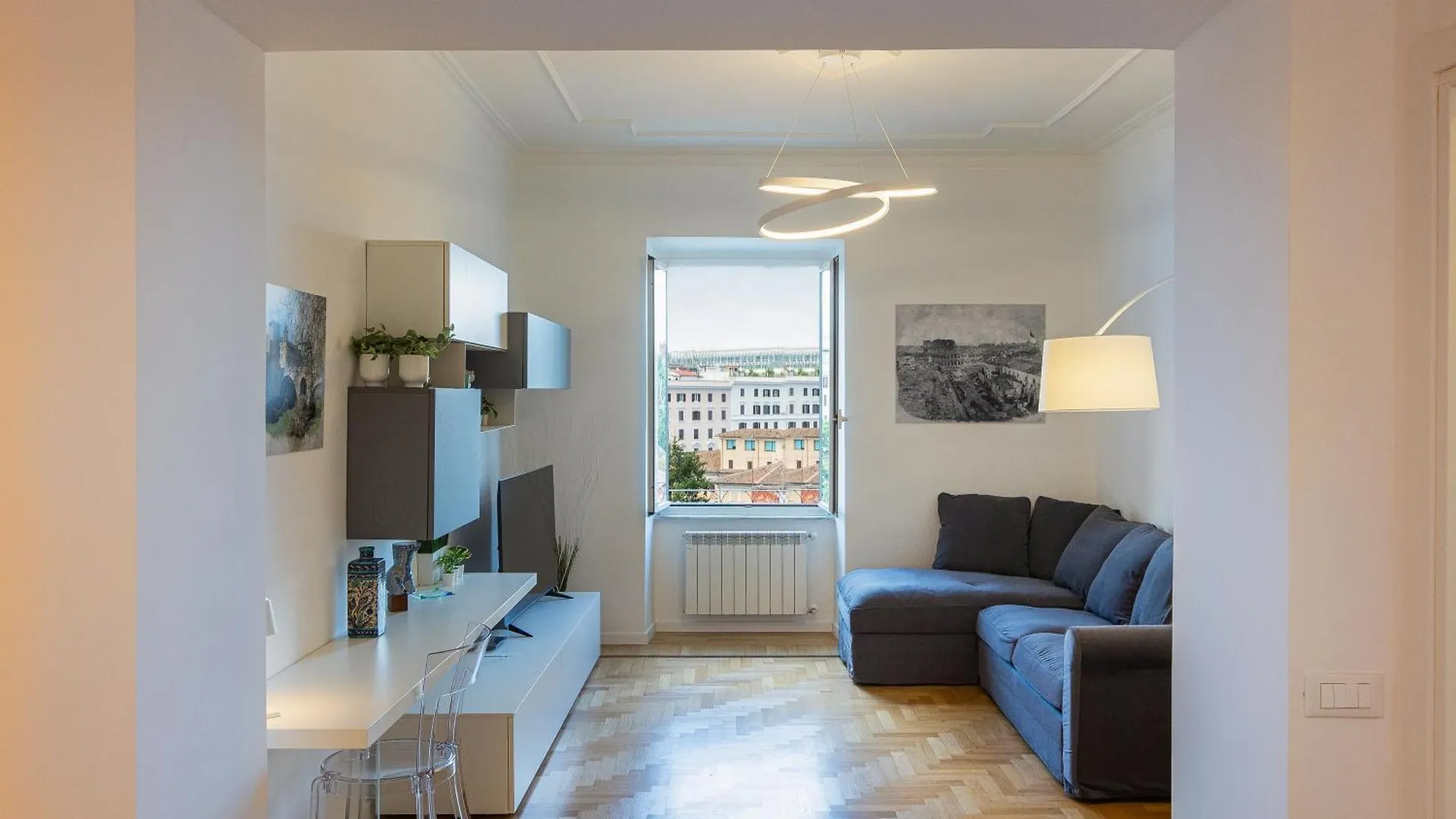 Apartment Colosseo Modern By Rental In Rome Italy