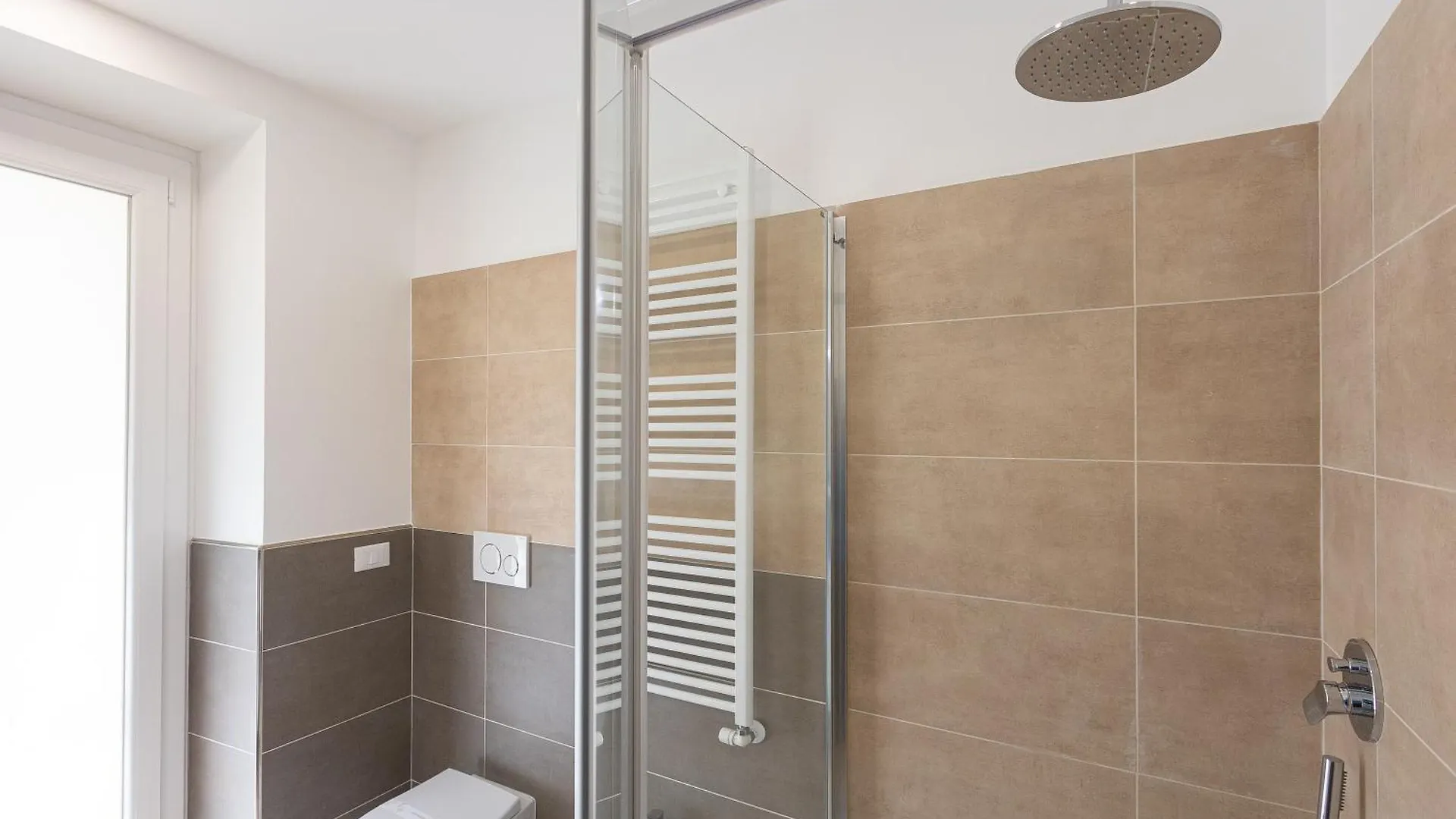 Colosseo Modern By Rental In Rome